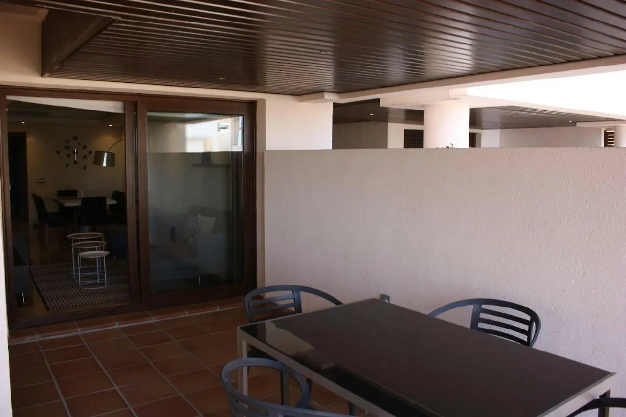 107 - Two-Bedroom Beach Apartment Estepona Spanien